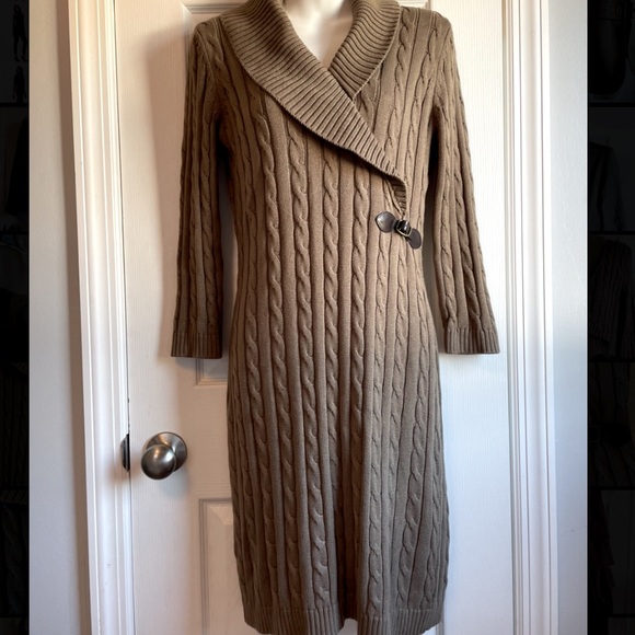 Calvin Klein Dresses & Skirts - Calvin Klein sweater dress